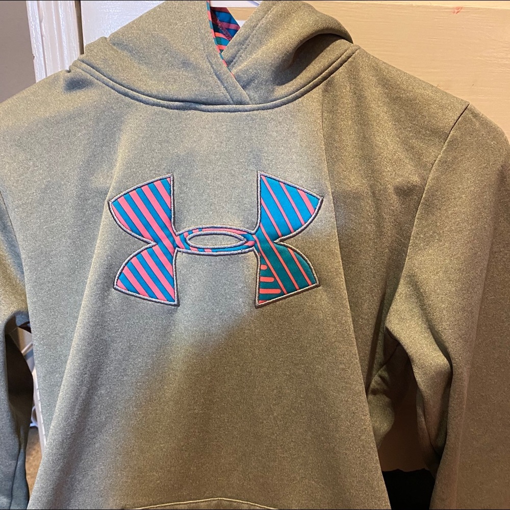 kids/women’s  sweatshirt